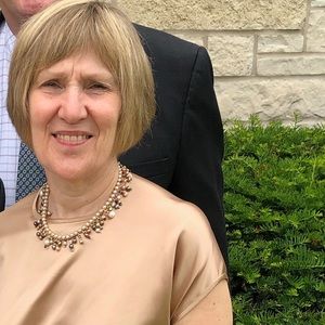 Meet your Posher, Gloria